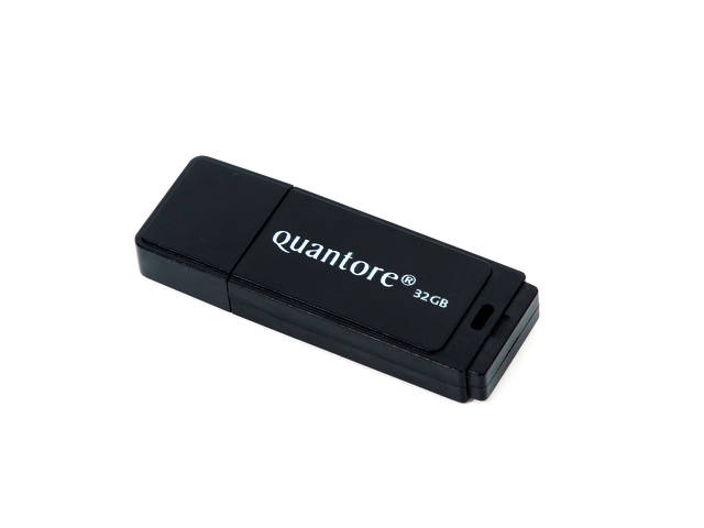 USB-STICK QUANTORE 32GB 2.0 ZWART 1